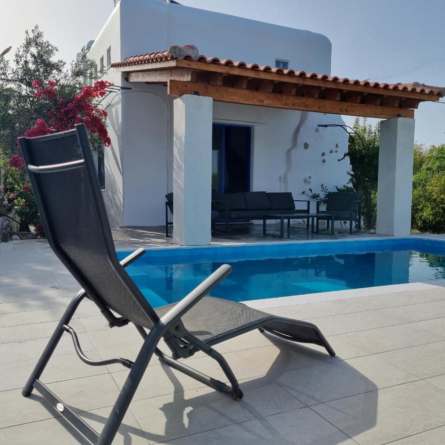 Lianas Garden House Villa อาฟานโท ภายนอก รูปภาพ